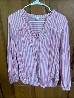 Old Navy Pink & White Striped Button-Front Blouse
